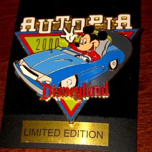 Limited Edition 2000 Autopia Disney Pin